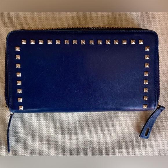 Furla Made in Italy Studded Zip Wallet Navy Leather Wallet with Gold Studs - Picture 2 of 3